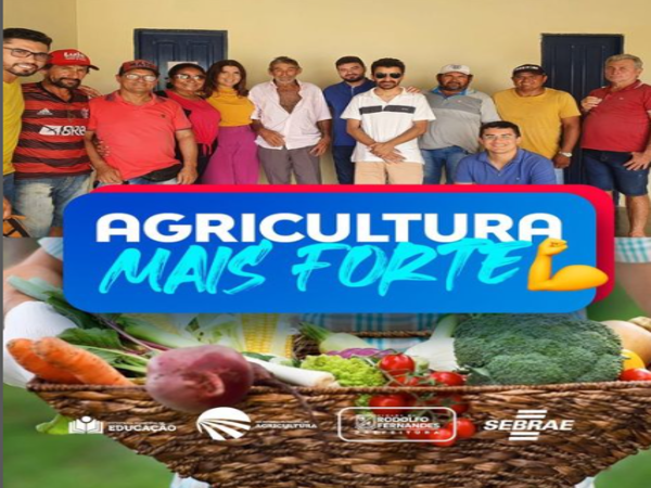 Os agricultores de Rodolfo Fernandes participaram de palestra sobre compras governamentais.
